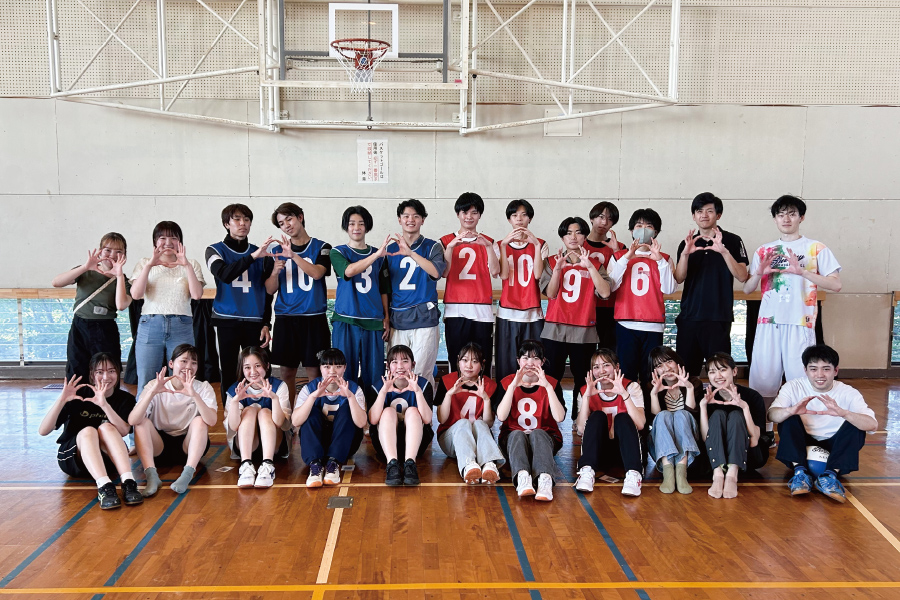 「新入生歓迎ドッヂボール大会」の様子