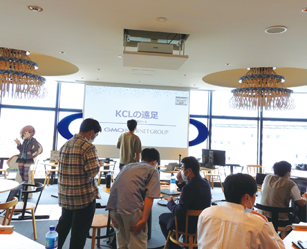 KCLの遠足（企業訪問)1